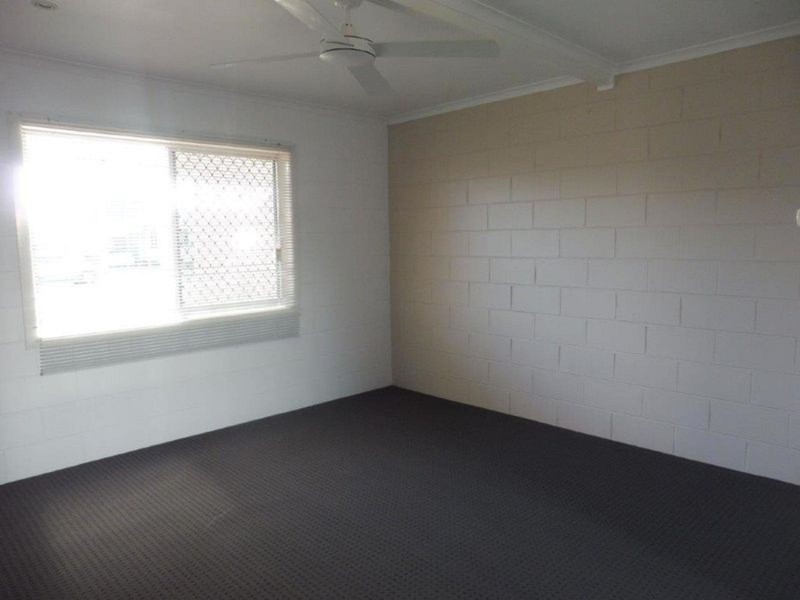 2/4 Graves Street, North Mackay QLD 4740