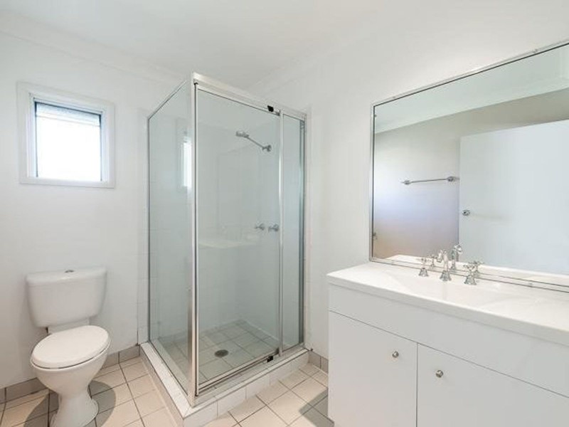 2/4 Graves Street, North Mackay QLD 4740