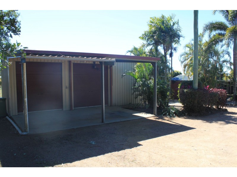 953 Sarina Beach Road, Sarina Beach QLD 4737
