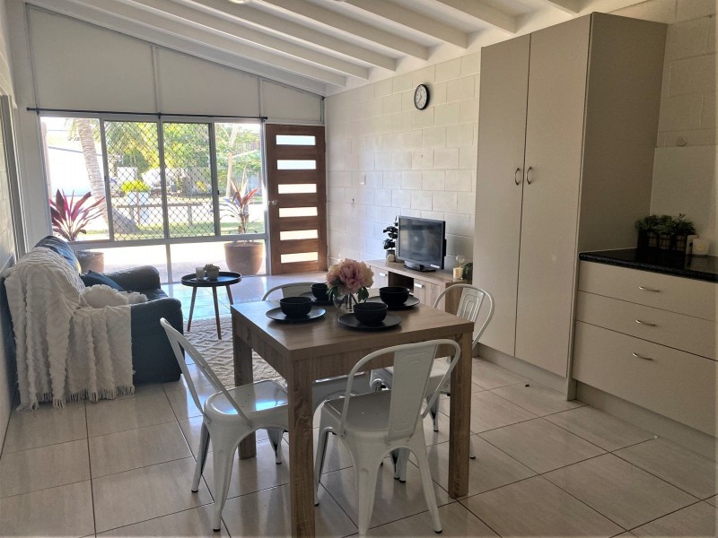 1/47 Owen Jenkins Drive, Sarina Beach QLD 4737