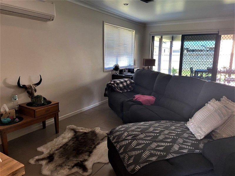 4 Reef Drive, Sarina QLD 4737