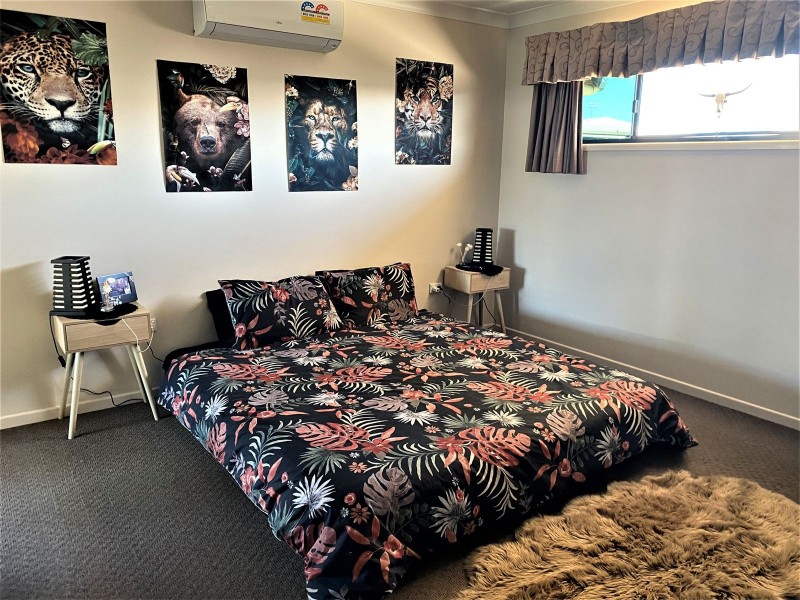 4 Reef Drive, Sarina QLD 4737