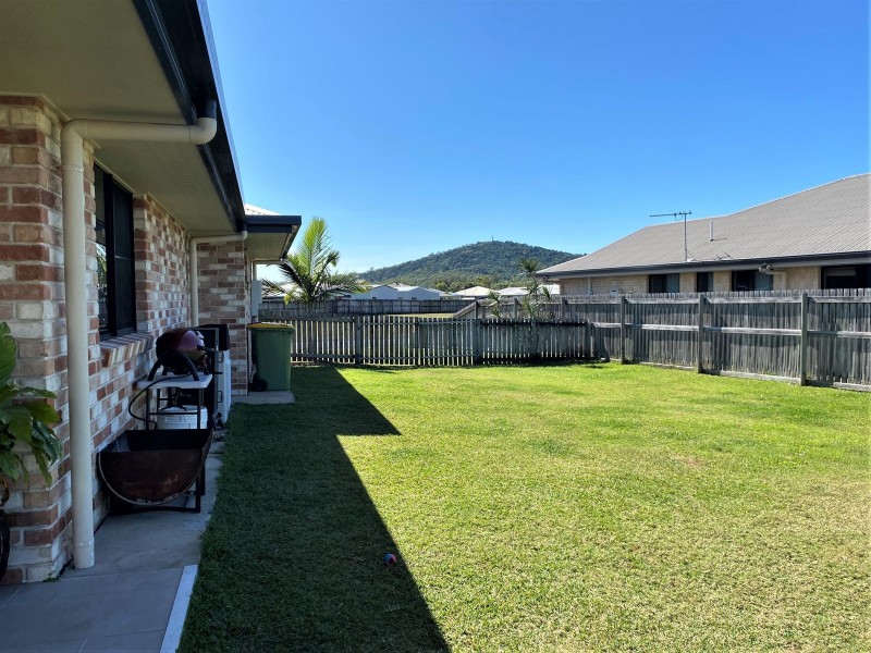 4 Reef Drive, Sarina QLD 4737