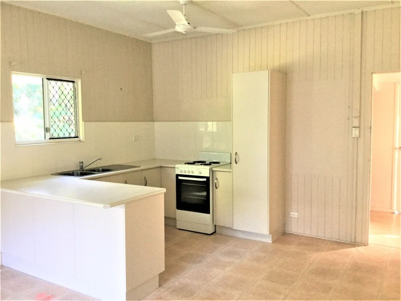 8 Maralyn Avenue, Grasstree Beach QLD 4740