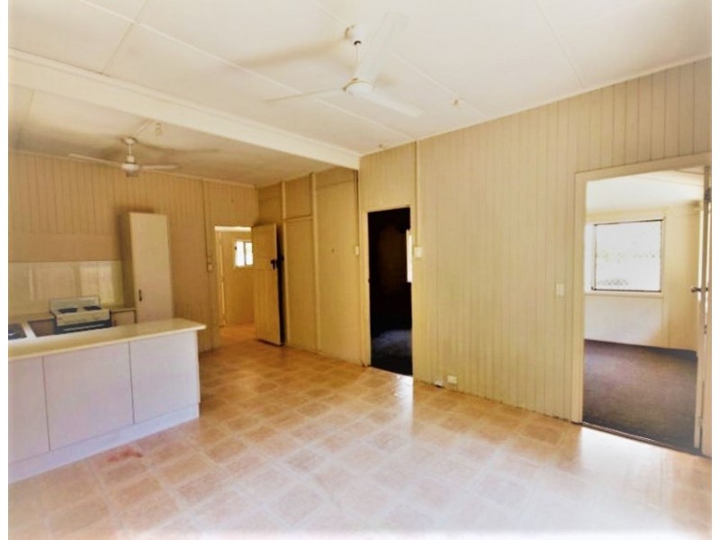 8 Maralyn Avenue, Grasstree Beach QLD 4740