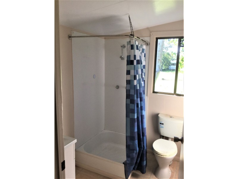 8 Maralyn Avenue, Grasstree Beach QLD 4740