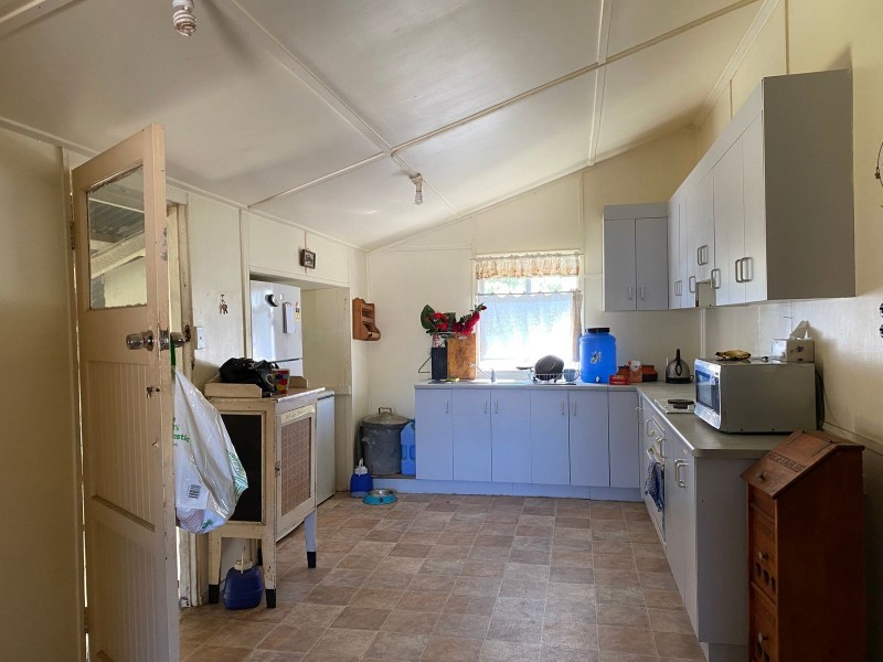29 Brown Street, Koumala QLD 4738
