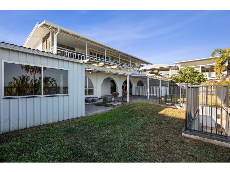 23 Captain Blackwood Drive, Sarina Beach QLD 4737