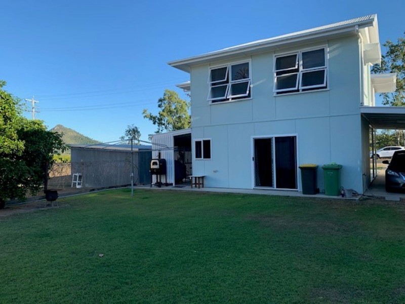 21 Evans Avenue, Seaforth QLD 4741