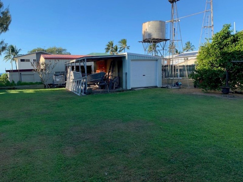 21 Evans Avenue, Seaforth QLD 4741