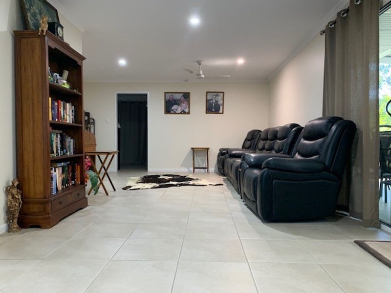 21 Evans Avenue, Seaforth QLD 4741