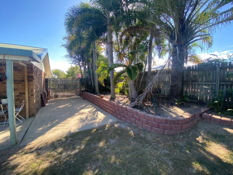 3 Dudley Place, Slade Point QLD 4740