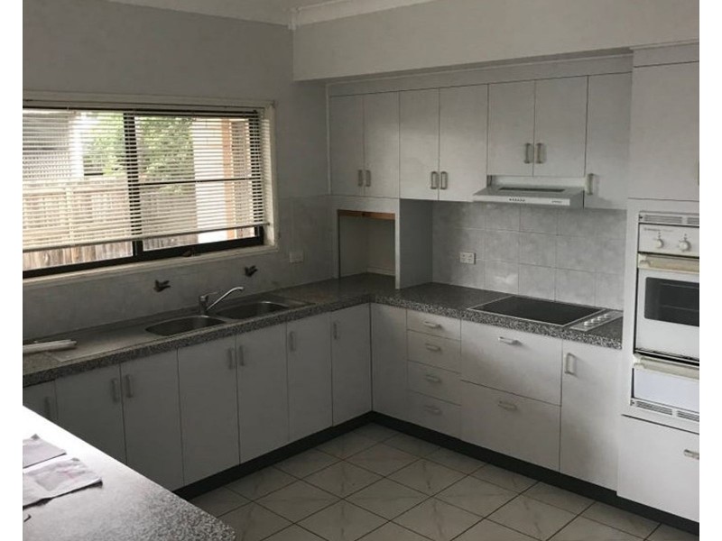 11 Peak Downs Highway, Ooralea QLD 4740
