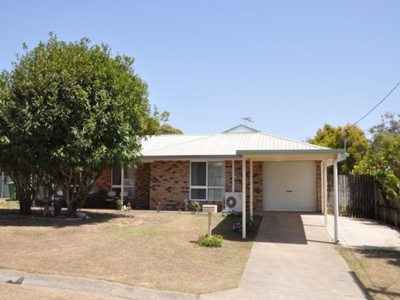 15 Lilliendal Ave, Sarina QLD 4737