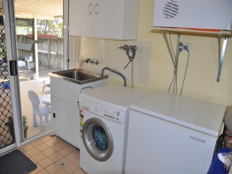 15 Lilliendal Ave, Sarina QLD 4737