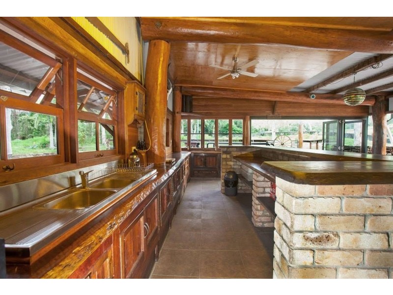 147 Andrew Fordyce Road, Mount Jukes QLD 4740