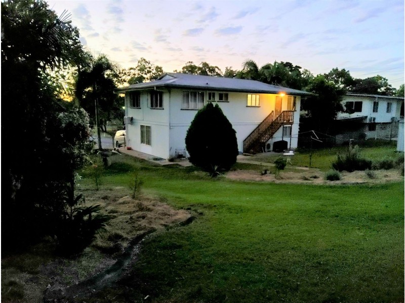2 Goonyella Avenue, Sarina QLD 4737