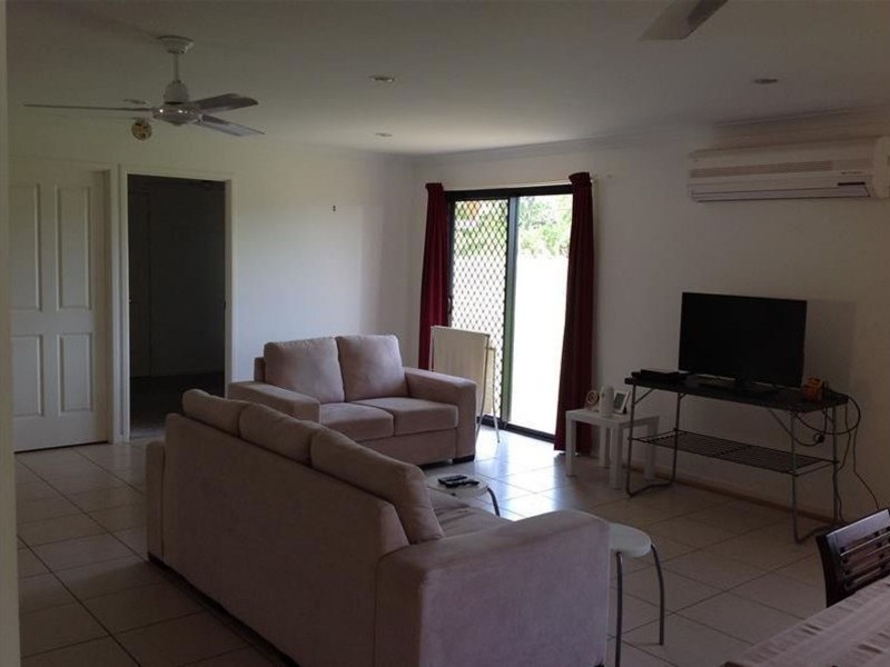 20 Donald Place, Armstrong Beach QLD 4737