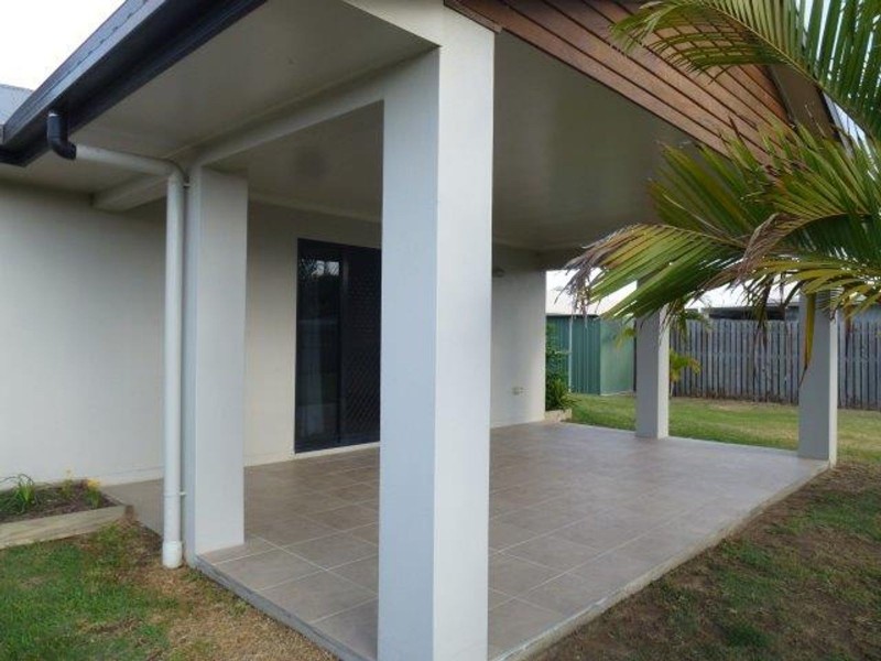 17 Ruddell Close, Marian QLD 4753