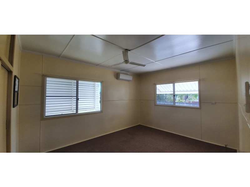 30 Place Avenue, Sarina QLD 4737