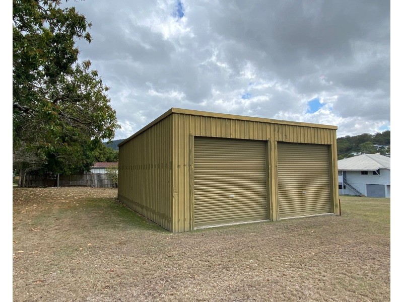 13 Range Road, Sarina QLD 4737