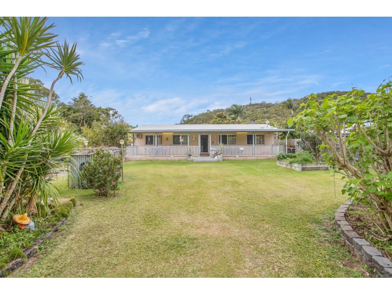 8 Kataryn Avenue, Grasstree Beach QLD 4740