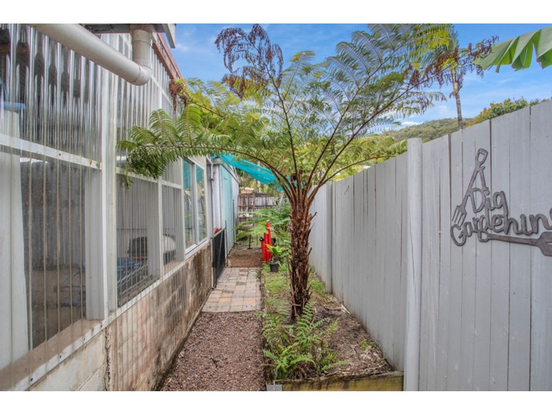 8 Kataryn Avenue, Grasstree Beach QLD 4740
