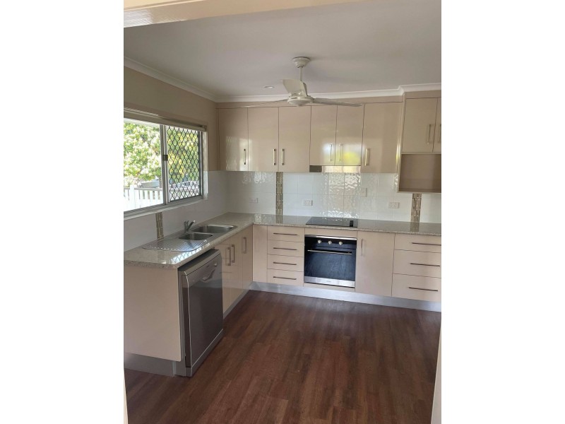 28 Petersen Street, Sarina QLD 4737
