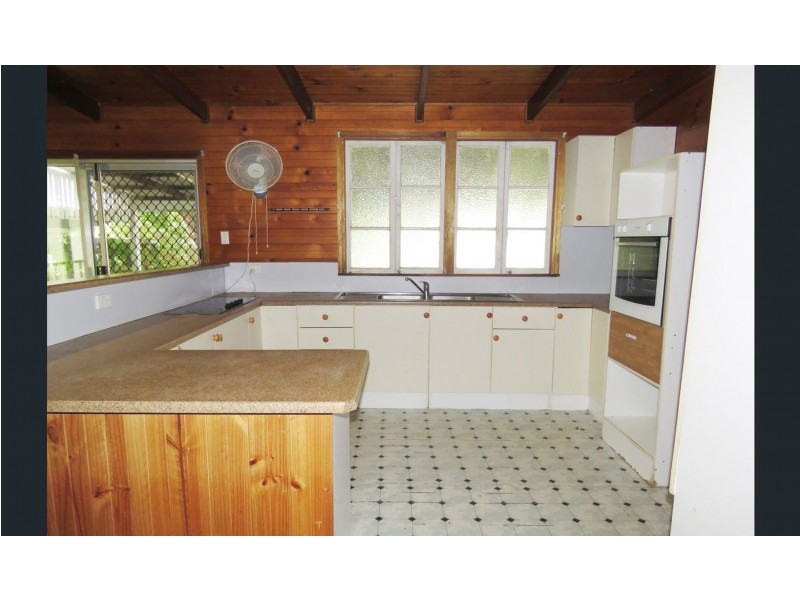 30 Brewers Road, Sarina QLD 4737