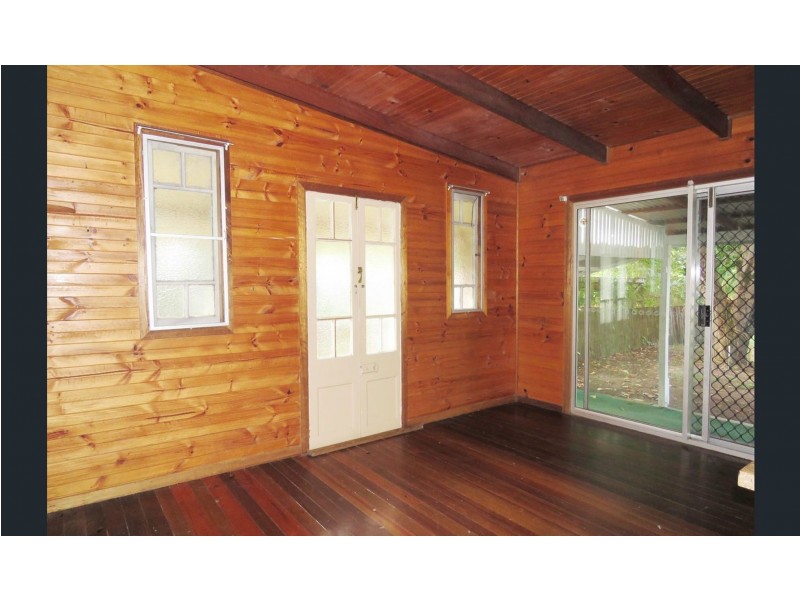 30 Brewers Road, Sarina QLD 4737