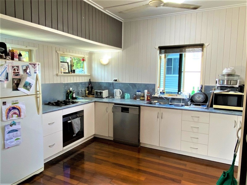 1 Sands Terrace, North Mackay QLD 4740