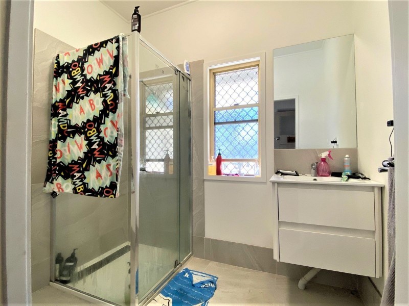 1 Sands Terrace, North Mackay QLD 4740