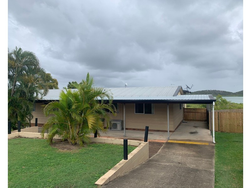 13 Hackett Court, Campwin Beach QLD 4737