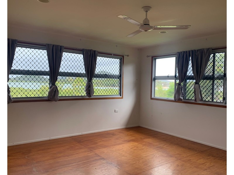 13 Hackett Court, Campwin Beach QLD 4737