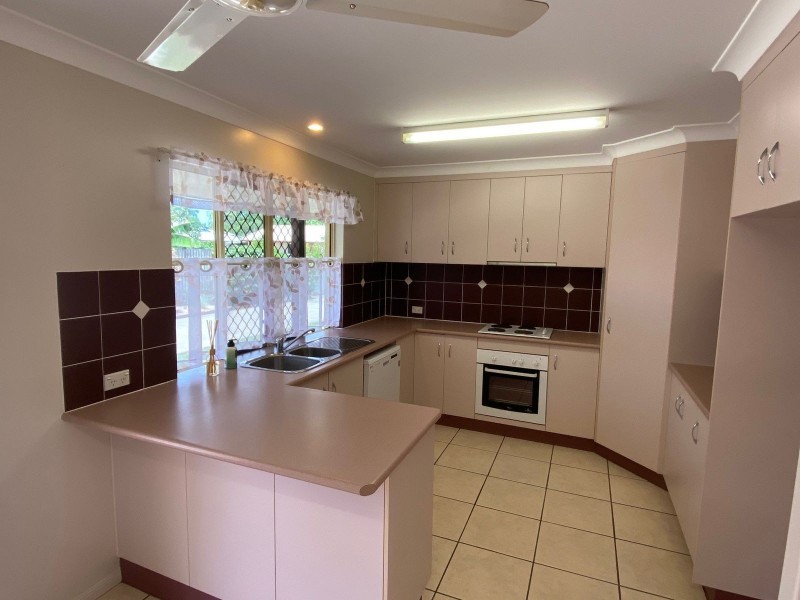 9 Lando Avenue, Sarina QLD 4737