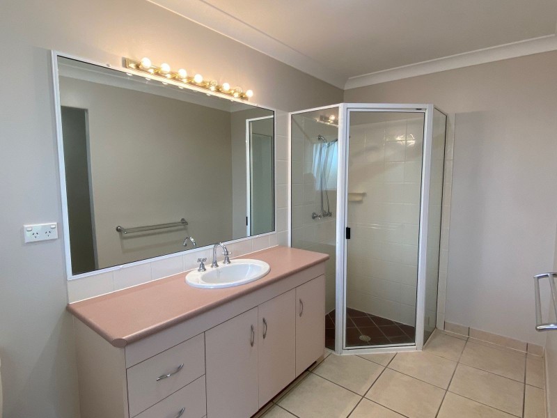 9 Lando Avenue, Sarina QLD 4737