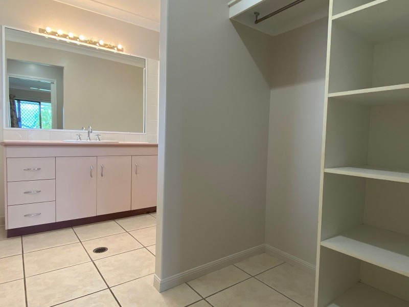 9 Lando Avenue, Sarina QLD 4737