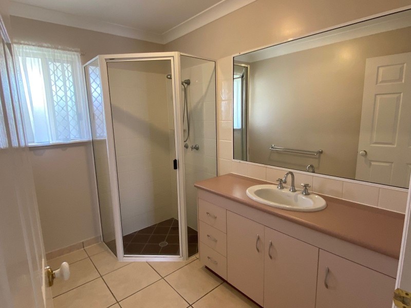 9 Lando Avenue, Sarina QLD 4737