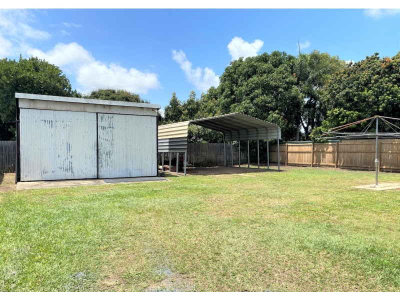 6 Ware Avenue, Sarina QLD 4737