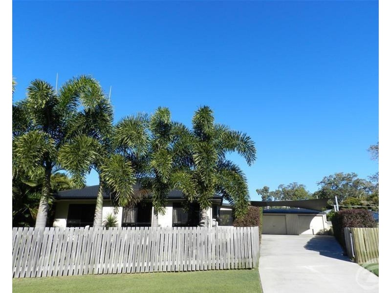 11 Rasmussen Court, Armstrong Beach QLD 4737
