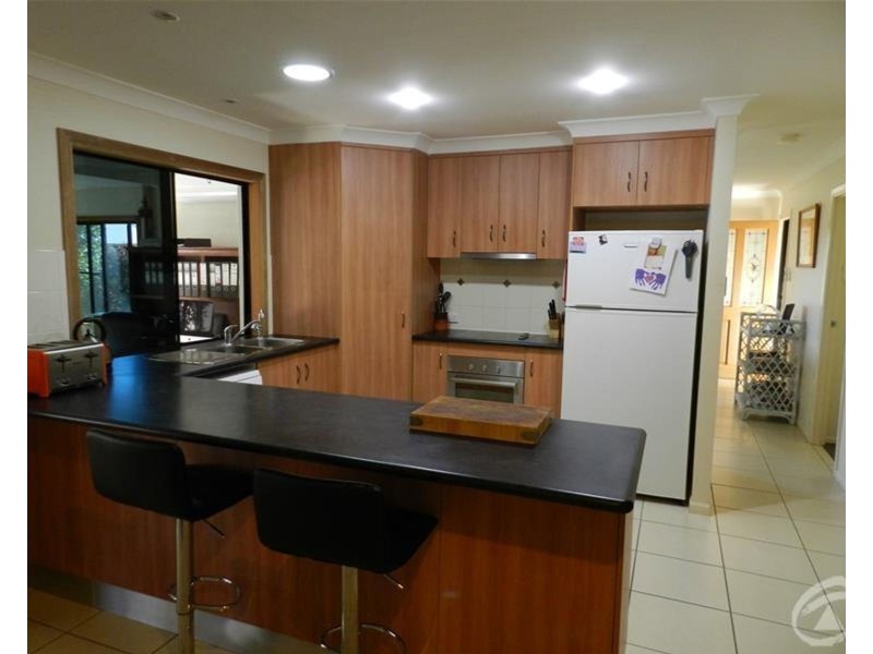 11 Rasmussen Court, Armstrong Beach QLD 4737