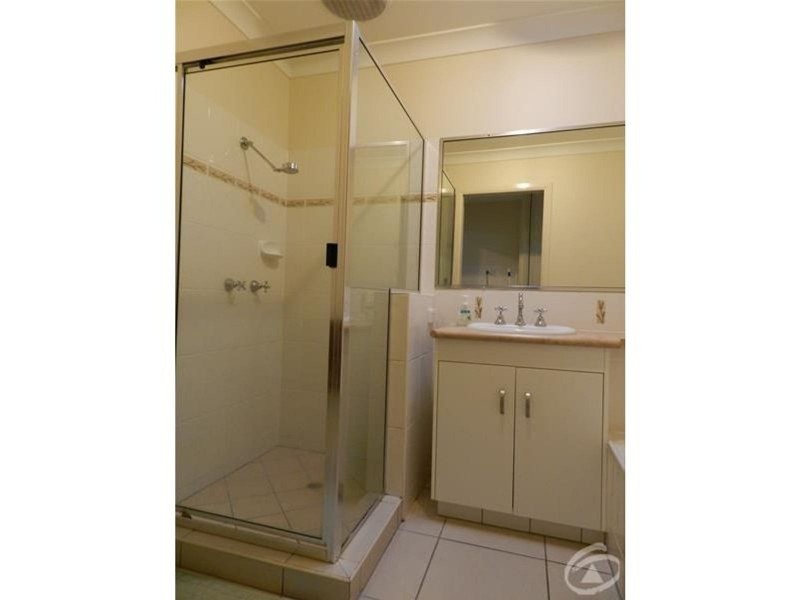 11 Rasmussen Court, Armstrong Beach QLD 4737