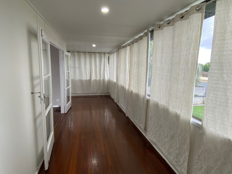 18 Holmes Avenue, Sarina QLD 4737