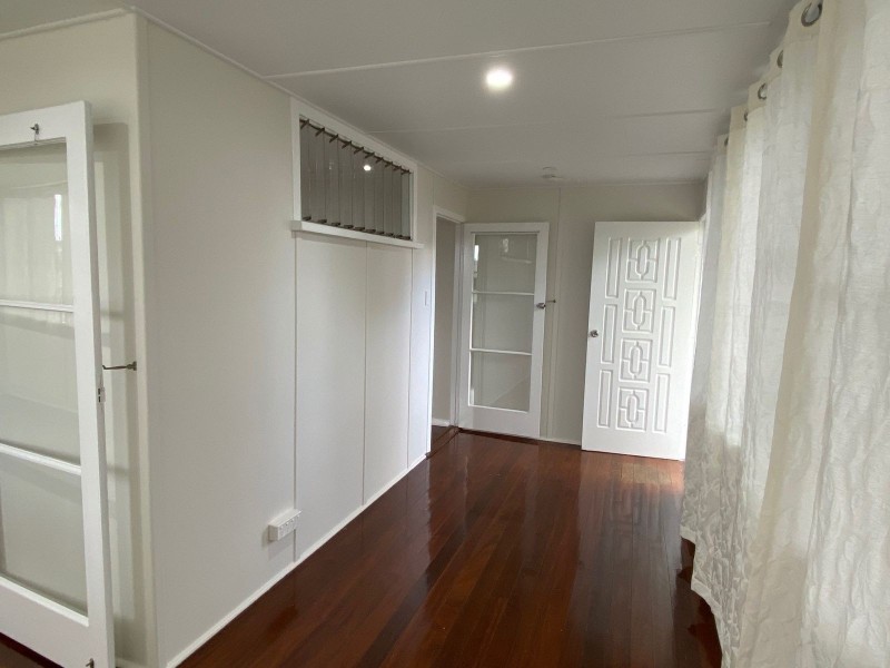 18 Holmes Avenue, Sarina QLD 4737