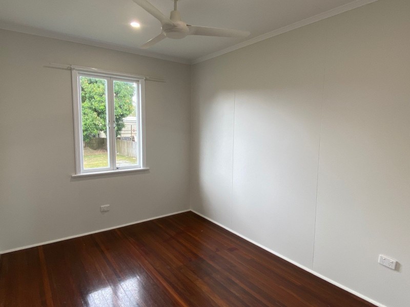 18 Holmes Avenue, Sarina QLD 4737