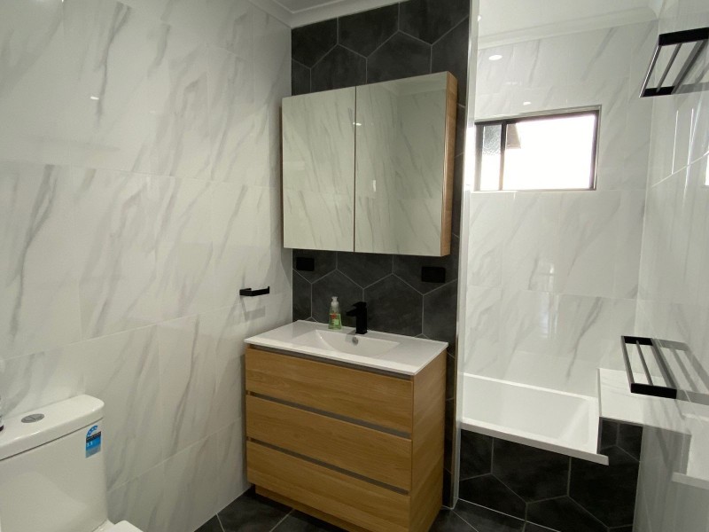 18 Holmes Avenue, Sarina QLD 4737