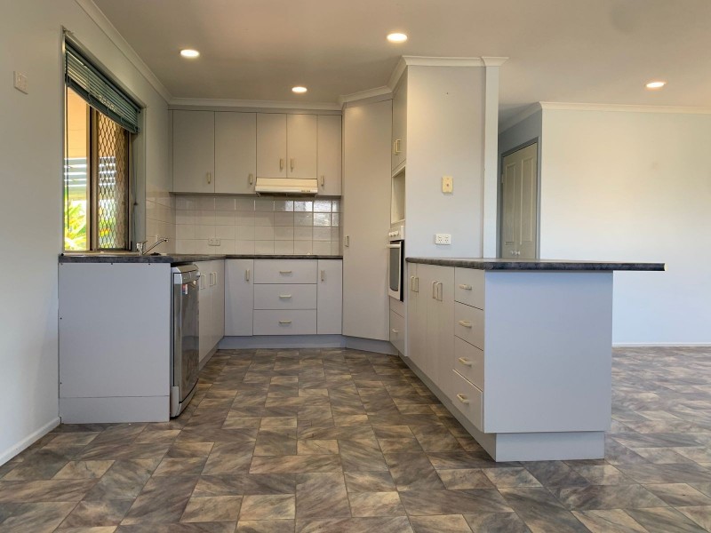 25 Murphy Street, Seaforth QLD 4741