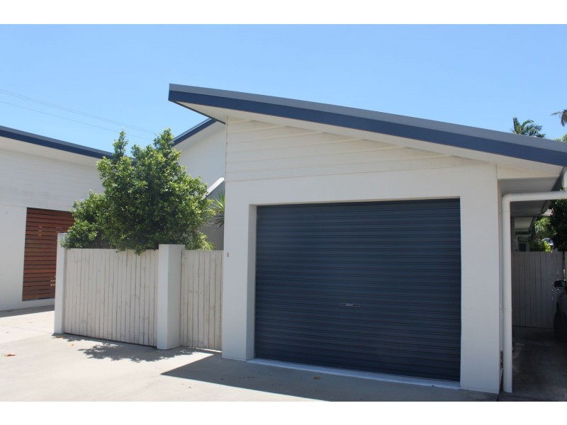 2/10 Coolum Court, Blacks Beach QLD 4740