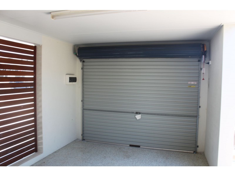 2/10 Coolum Court, Blacks Beach QLD 4740