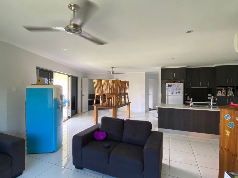 54 Rasmussen Avenue, Hay Point QLD 4740